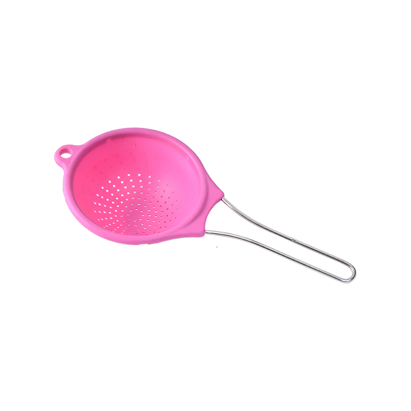 Silicone strainer